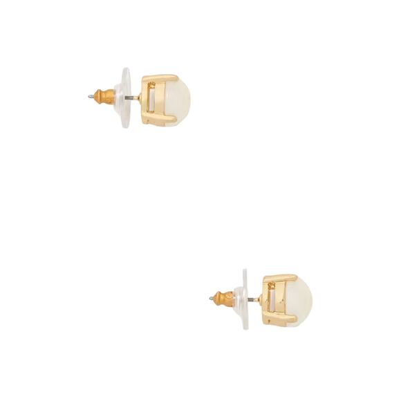 NWT! Kate Spade Pearl Gumdrop Studs in Cream / Gold - Picture 2 of 5